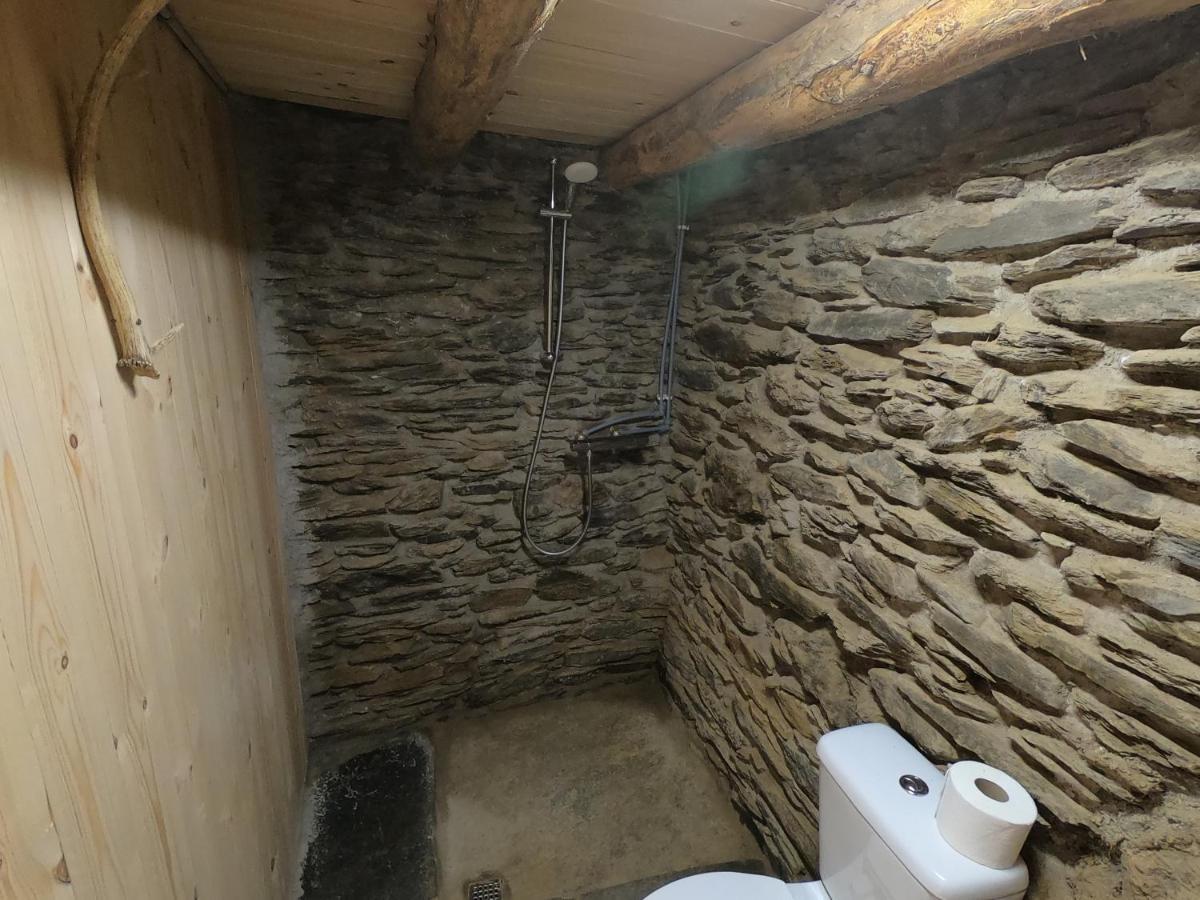 Bordes Pirineu, Costuix Hotel Areu Buitenkant foto